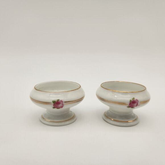 2 Porcelain Bavarian Urn Shaped Open‎ Salt Dip Cellars Roses Leaves Gold Trim - Picture 5 of 9